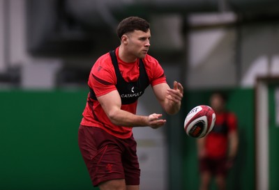 170226 - Wales Rugby Training ahead of their Six Nations game against Scotland - Mason Grady during training