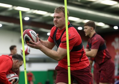 170226 - Wales Rugby Training ahead of their Six Nations game against Scotland - Dewi Lake during training