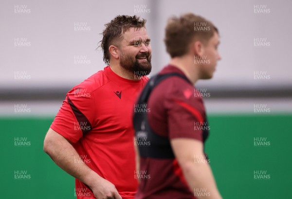 170226 - Wales Rugby Training ahead of their Six Nations game against Scotland - Tomas Francis during training