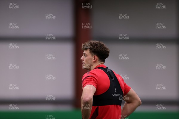 170226 - Wales Rugby Training ahead of their Six Nations game against Scotland - Louie Hennessey during training