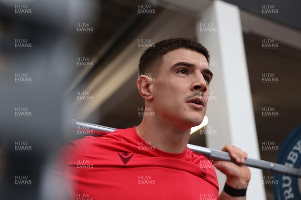 170226 - Wales Rugby Training ahead of their Six Nations game against Scotland - Joe Hawkins during training
