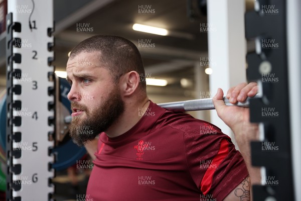 170226 - Wales Rugby Training ahead of their Six Nations game against Scotland - Nicky Smith during training