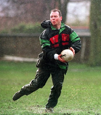 170295 - Wales Rugby Training - Ieuan Evans during training