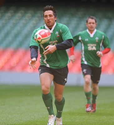 17.03.09 - Wales Rugby Training - Gavin Henson during training. 