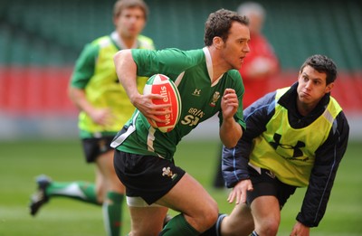 17.03.09 - Wales Rugby Training - Mark Jones during training. 