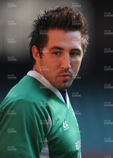 17.03.09 - Wales Rugby Training - Gavin Henson during training. 