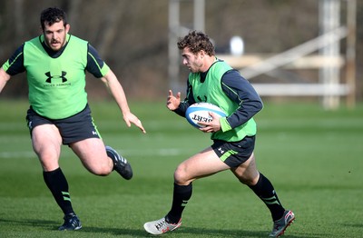 170315 - Wales Rugby Training -Leigh Halfpenny during training