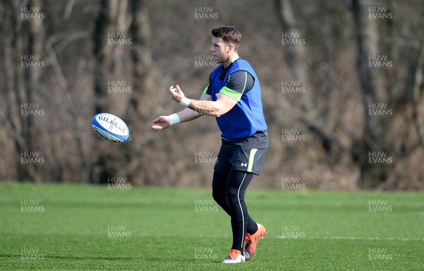 170315 - Wales Rugby Training -Gareth Davies during training