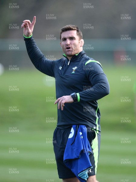 170315 - Wales Rugby Training -Huw Bennett during training