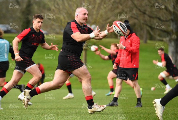 170322 - Wales Rugby Training - Dillon Lewis during training