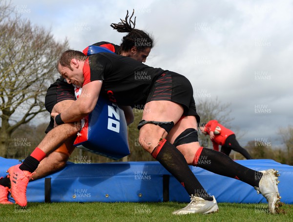 170322 - Wales Rugby Training - Josh navidi and Alun Wyn Jones during training