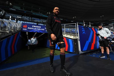 170323 - Wales Rugby Training - Taulupe Faletau during training