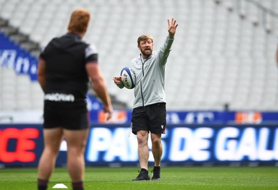 170323 - Wales Rugby Training - Mike Forshaw during training