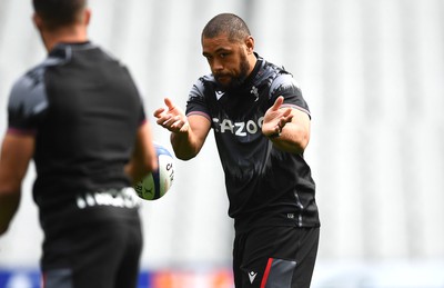 170323 - Wales Rugby Training - Taulupe Faletau during training