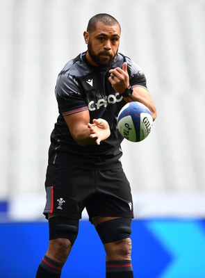 170323 - Wales Rugby Training - Taulupe Faletau during training