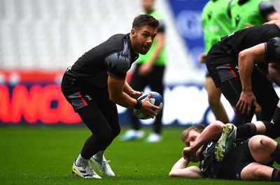 170323 - Wales Rugby Training - Rhys Webb during training