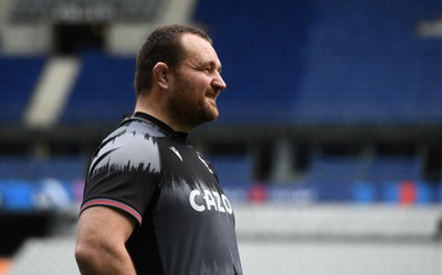 170323 - Wales Rugby Training - Ken Owens during training