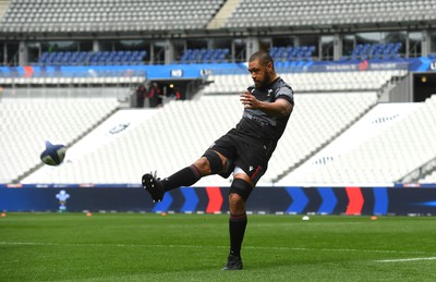 170323 - Wales Rugby Training - Taulupe Faletau during training