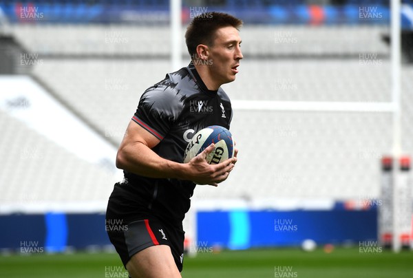 170323 - Wales Rugby Training - Josh Adams during training