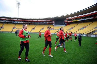 17.06.10 - Wales Rugby Training - Wales players warm up during training at Westpac Stadium. 