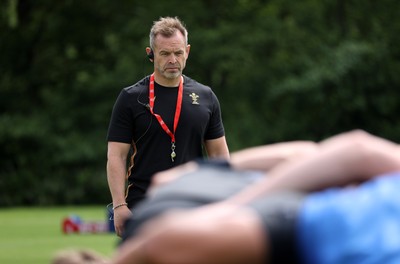 170625 - Wales Rugby Training - Danny Wilson, Forwards Coach during training