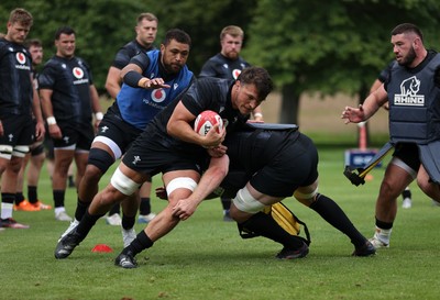 170625 - Wales Rugby Training - Teddy Williams during training