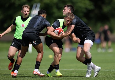 170625 - Wales Rugby Training - Cameron Winnett during training