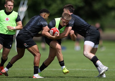 170625 - Wales Rugby Training - Cameron Winnett during training