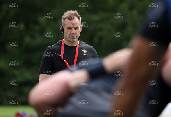 170625 - Wales Rugby Training - Danny Wilson, Forwards Coach during training