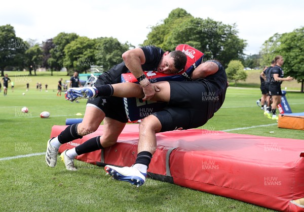 170625 - Wales Rugby Training - Elliot Dee during training