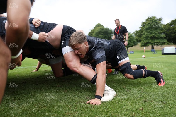 170625 - Wales Rugby Training - Alex Mann during training