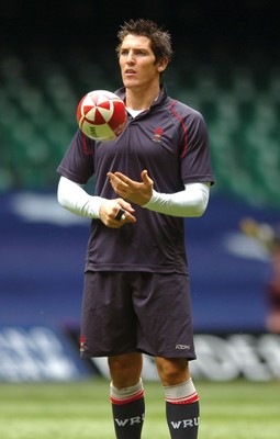 17.08.07 - Wales Rugby Training - James Hook in action during training 
