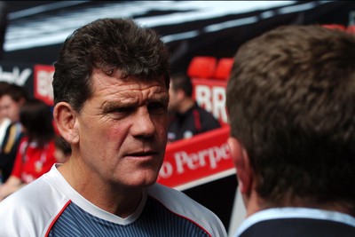 17.08.07 - Wales Rugby Wales coach Gareth Jenkins speaks to the media ahead of his side's clash against Argentina on Saturday 