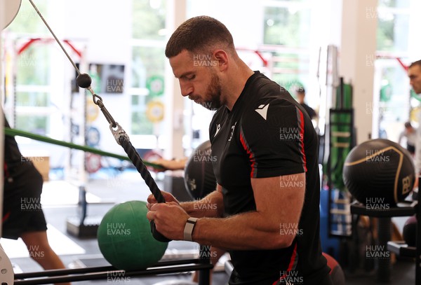 170823 - Wales Rugby Training ahead of their final Rugby World up warm up game against South Africa - Alex Cuthbert during training
