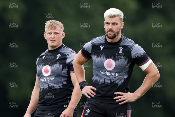 170823 - Wales Rugby Training ahead of their final Rugby World up warm up game against South Africa - Jac Morgan and Johnny Williams during training