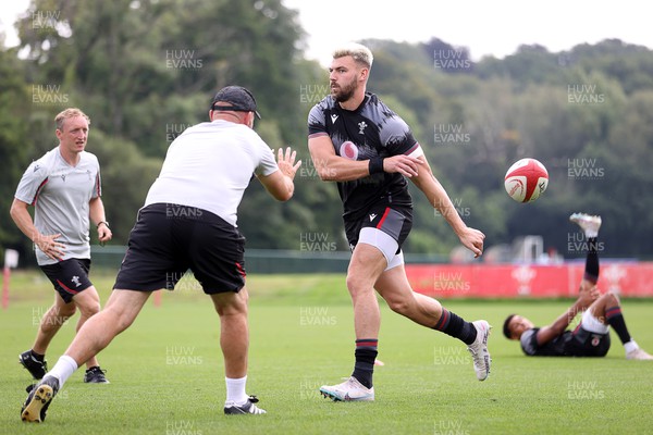 170823 - Wales Rugby Training ahead of their final Rugby World up warm up game against South Africa - Johnny Williams during training