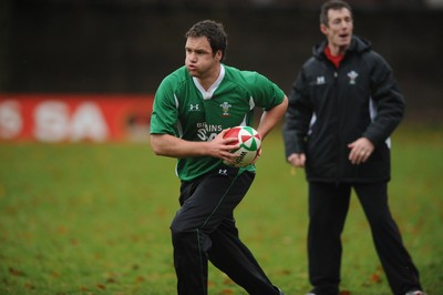 17.11.08 - Wales Rugby Training - Mark Jones in action during training. 