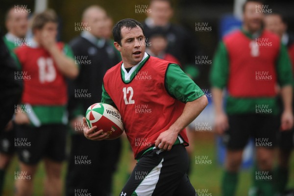 17.11.08 - Wales Rugby Training - Gareth Cooper in action during training. 