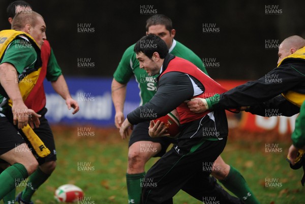 17.11.08 - Wales Rugby Training - Stephen Jones is tackled by John Yapp during training. 