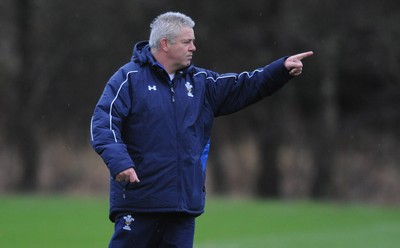 17.11.10 - Wales Rugby Training - Head coach Warren Gatland during training. 