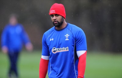 17.11.10 - Wales Rugby Training - Aled Brew during training. 