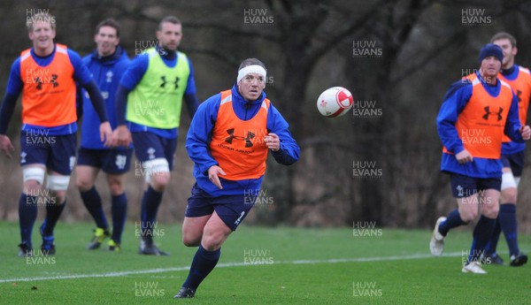 17.11.10 - Wales Rugby Training - Paul James during training. 