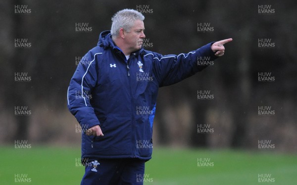 17.11.10 - Wales Rugby Training - Head coach Warren Gatland during training. 