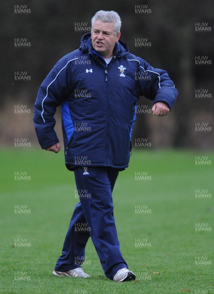 17.11.10 - Wales Rugby Training - Head coach Warren Gatland during training. 