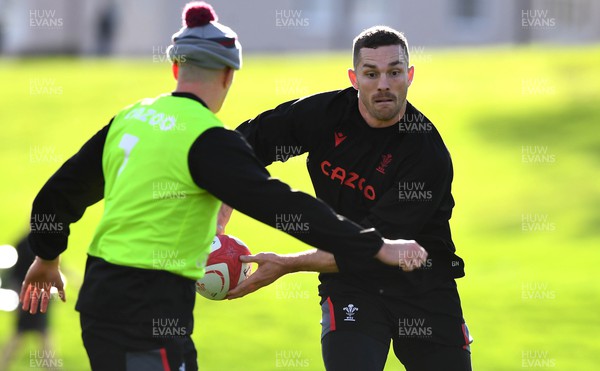 171122 - Wales Rugby Training - George North during training