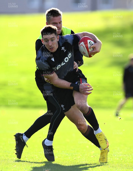 171122 - Wales Rugby Training - Josh Adams during training