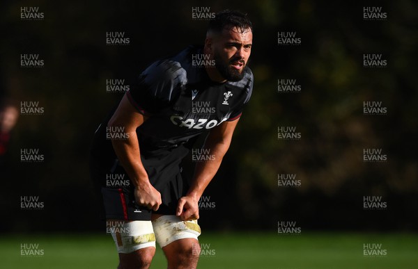 171122 - Wales Rugby Training - Josh MacLeod during training