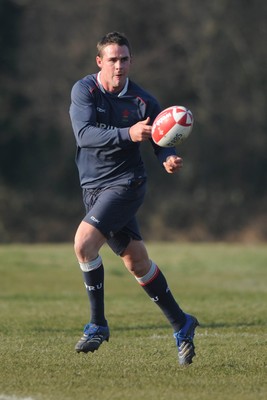 18.02.08 - Wales Rugby Training - Lee Byrne in action during training 