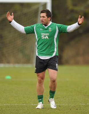 18.02.09 - Wales Rugby Training - Gavin Henson in action during training. 