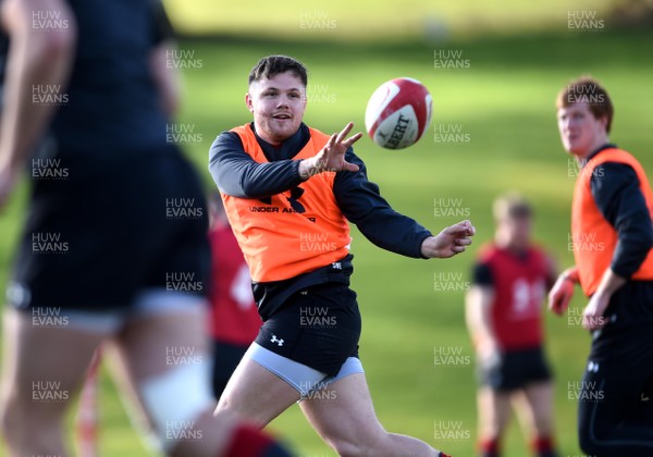 180219 - Wales Rugby Training - Steff Evans during training